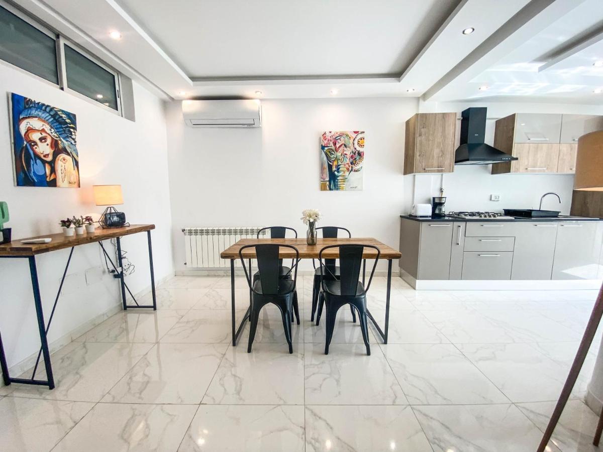 Cosy Apartment In La Marsa - 2 Bed 1 Bath 외부 사진
